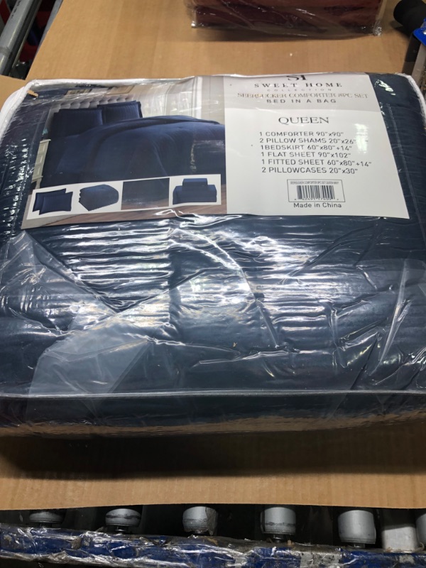 Photo 2 of **** 1 boxes  for 4 sets***HYMOKEGE Seersucker Queen Comforter Set 3 Pieces, Lightweight Comforter Sets for Bedding, Bed Set with 1 All Season Soft Down Alternative Comforter and 2 Pillow Shams, Navy Blue