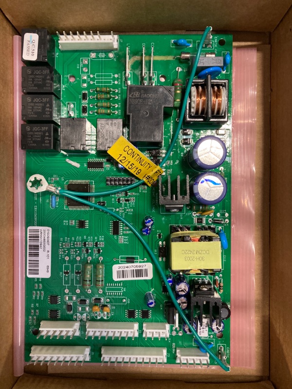 Photo 3 of ??????? ??? WR55X10942C WR55X10942,WR55X10942C Control Board from Factory Retail Box?Compatible with Ge Refrigerator Main Control Board/Motherboard, New Chips from PCBA Factory Parts