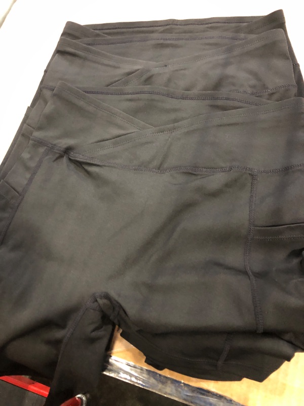 Photo 1 of 
Visita la tienda de NELEUS
NELEUS Pantalones cortos de ciclista de 8 pulgadas para mujer, cintura alta, control de abdomen, pantalones cortos de entrenamiento para correr, gimnasio, yoga
