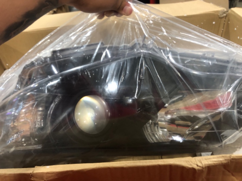 Photo 1 of Headlight Assembly Compatible With 12 2012 Camry 13 2013 Camry 14 2014 Camry 2012-2014 12-14 Toyota Camry L/LE/XLE/Hybrid LE XLE Left and Right Side ?Black Housing Clear Relfector?
