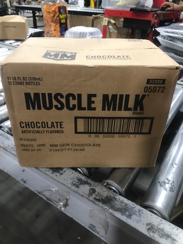 Photo 2 of Muscle Milk Genuine Protein Shake