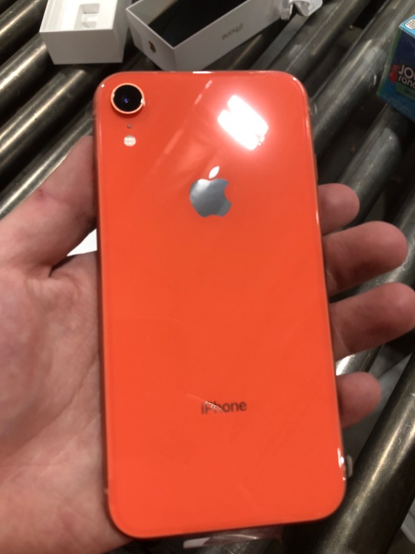 Photo 4 of Apple iPhone XR (256GB, Coral) [Locked] + Carrier Subscription
