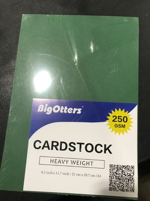 Photo 1 of BigOtters 27 Sheets Cardstock Paper, 8.5 x 11 Iches Green Craft Cardstock 250gsm Lightweight Construction Paper, for DIY Art Crafts Scrapbook Making Invitaion Cards