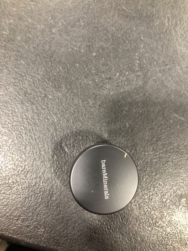 Photo 2 of bareMinerals All Over Face Powder