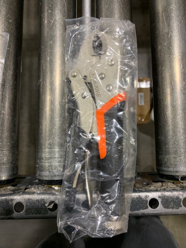Photo 1 of 10"Curved Jaw Locking Pliers