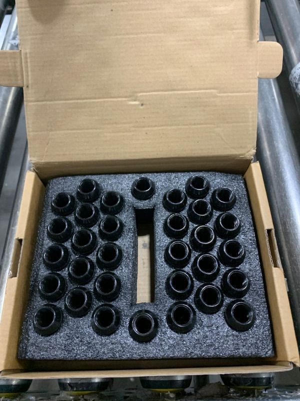 Photo 2 of 9/16-18 Lug Nuts for 1994-2011 Dodge Ram 2500 3500, 2002-2010 Ram 1500, 1988-1998 Ford F250 F350, 2004-2009 Durango, 32PCS 