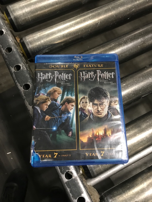 Photo 2 of Harry Potter and The Deathly Hallows 1 & 2 (Blu-ray)