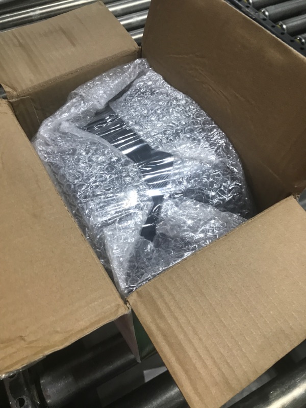 Photo 1 of FOCUSLINE 100 Clear Silver Plastic Plates 10 Inch, Disposable Heavy Duty Clear Plates with Silver Rim, Premium Hard Plastic Plates Fancy Disposable Clear Dinner Plates for Wedding Parties