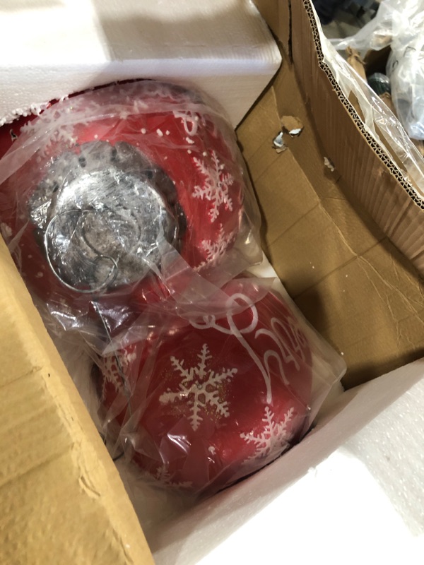 Photo 2 of Alpine CORPORATION Christmas Ball Ornament with Color Changing LED Light, Indoor