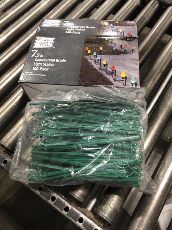 Photo 1 of 7.5 INCH COMMERCIAL GRADE LIGHT STAKES 100 PACK