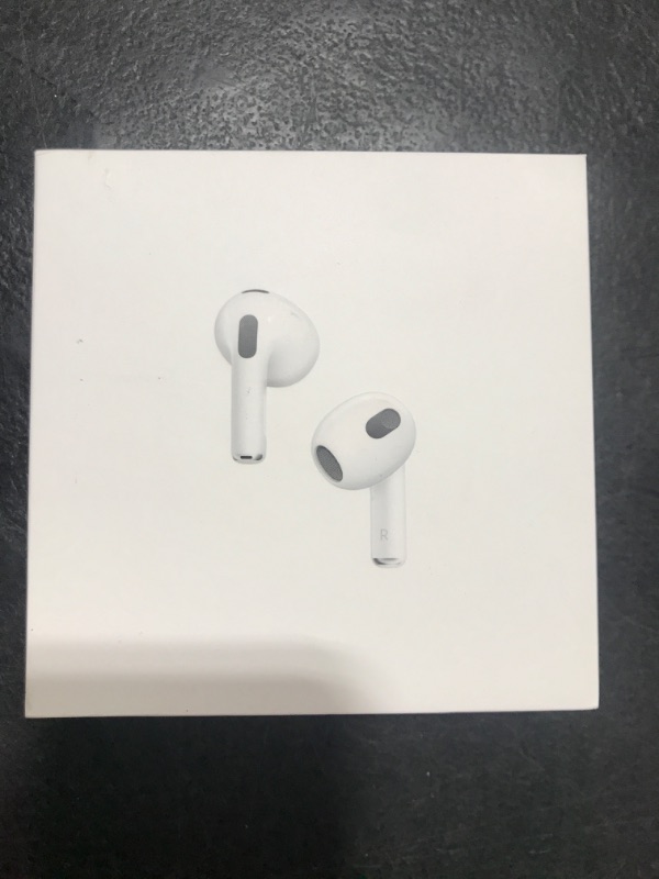 Photo 5 of Apple AirPods (3rd Generation)
