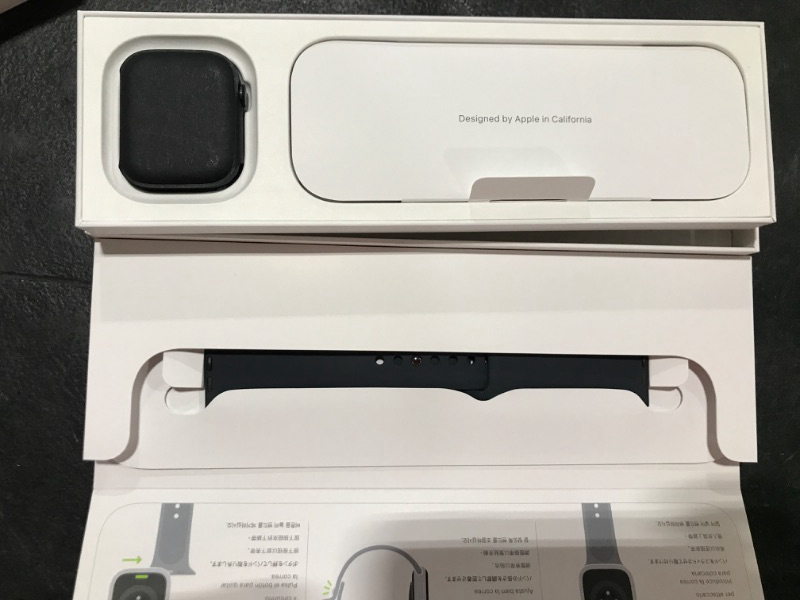 Photo 4 of Apple Watch Series 9 (GPS)