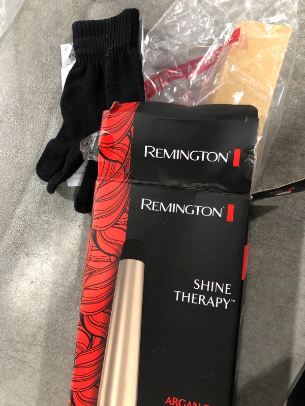 Photo 2 of Remington Shine Therapy 1-1 ½” Curling Iron, Argan Oil & Keratin Tapered Hair Curling Wand, White