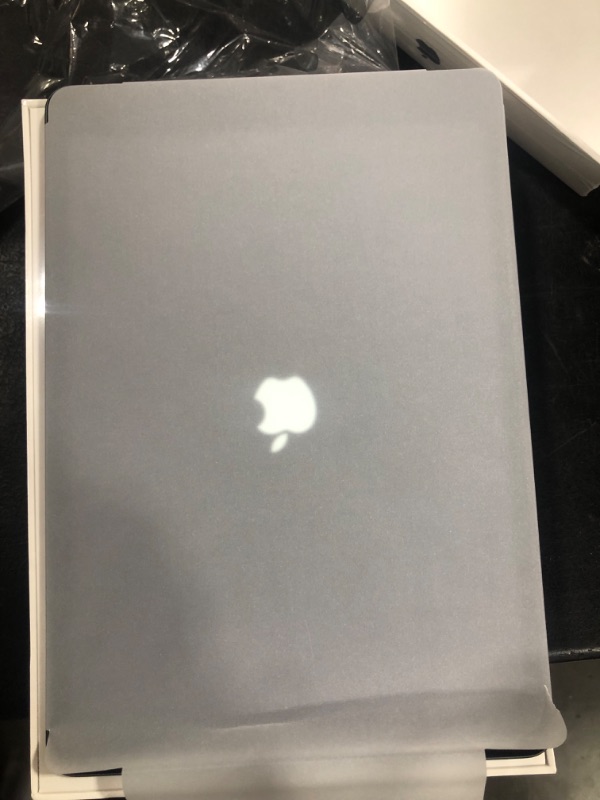 Photo 3 of Apple iPad 10.2-inch Wi-Fi 64GB (2021, 9th Generation) - Space Gray
