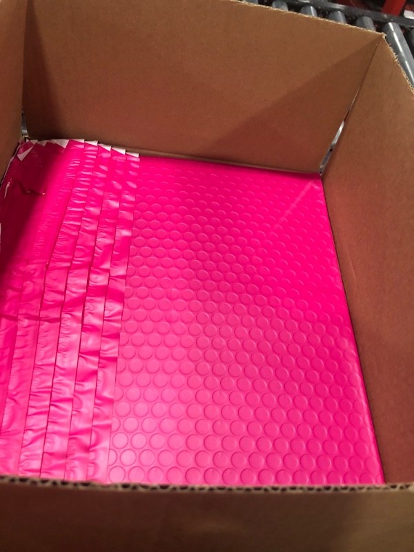 Photo 2 of 13x10" Side-Opening Pink Bubble Mailers (27-Pack)