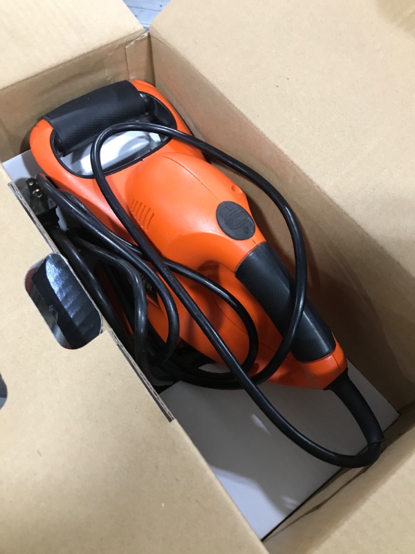 Photo 2 of Black & Decker WP900 6" Random Orbit Waxer and Polisher