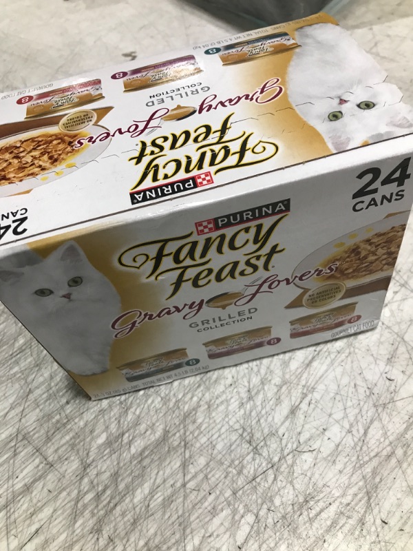 Photo 2 of Purina Fancy Feast Gravy Lovers Poultry and Beef Grilled Gourmet Wet Cat Food Variety Pack - 3 Ounce (Pack of 24)