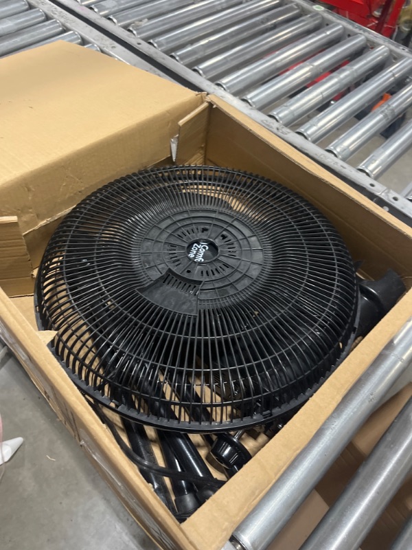 Photo 1 of 16" OSCILLATING FAN