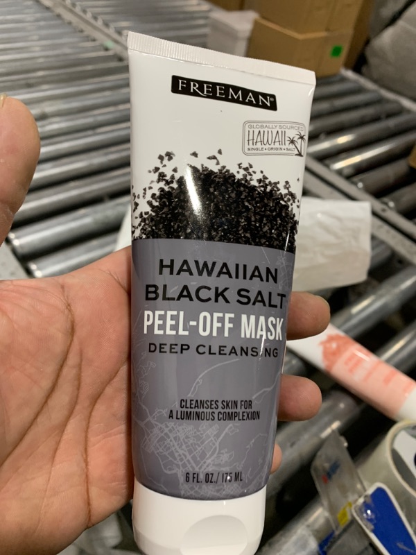 Photo 2 of I0147280 6 Oz Hawaiian Black Salt Peel-Off Mask
