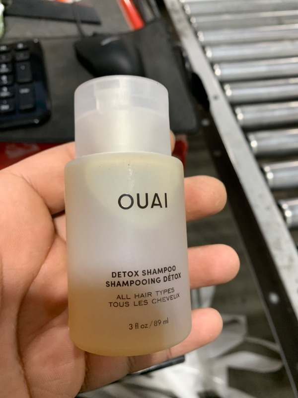 Photo 2 of OUAI Detox Shampoo Travel Size - Clarifying Shampoo for Build Up, Dirt, Oil, Product and Hard Water - Apple Cider Vinegar & Keratin for Clean, Refreshed Hair - Sulfate-Free Hair Care (3 oz)