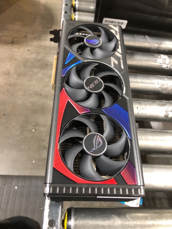 Photo 2 of ASUS ROG Strix GeForce RTX 4090 24GB OC Edition Gaming Graphics Card (DLSS 3, PCIe 4.0, 24GB GDDR6X, HDMI 2.1a, DisplayPort 1.4a, ROG-STRIX-RTX4090-O24G-GAMING)