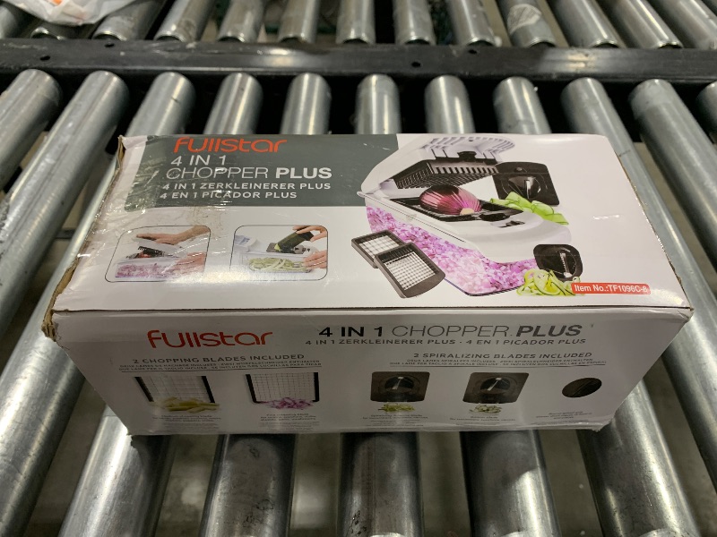 Photo 1 of Vegetable Chopper Vegetable Cutter - Food Onion Salad Veggie Chopper with Container - French Fry Potato Dicer Slicer Cutter - Kitchen Tools & Gadgets (4-in-1 White)