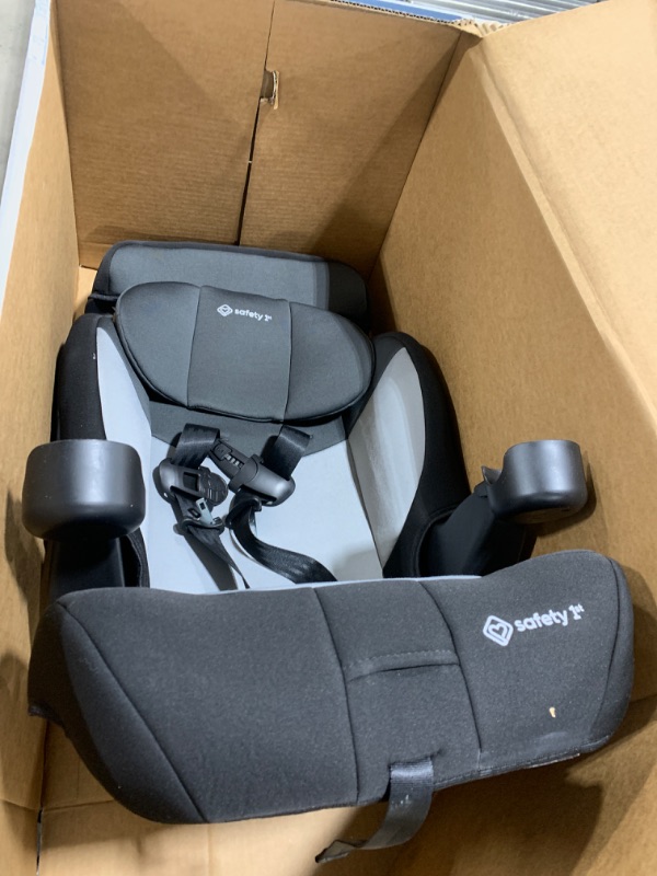 Photo 2 of Safety 1st Grand DLX Booster Car Seat