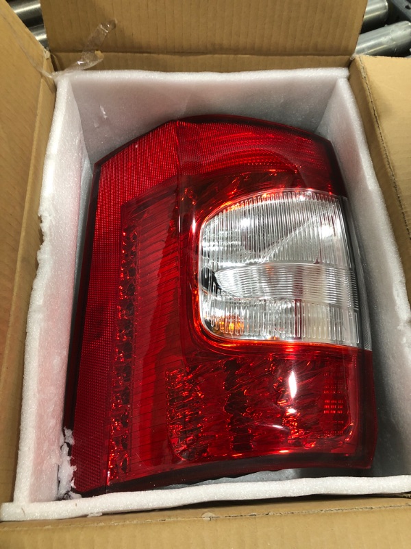 Photo 2 of Duolctrams LED Tail Light Rear Lamp Assembly Compatible with 2011-2016 Chrysler Town & Country Right Passenger Side ?5182530AD ?5182530AE CH2801198