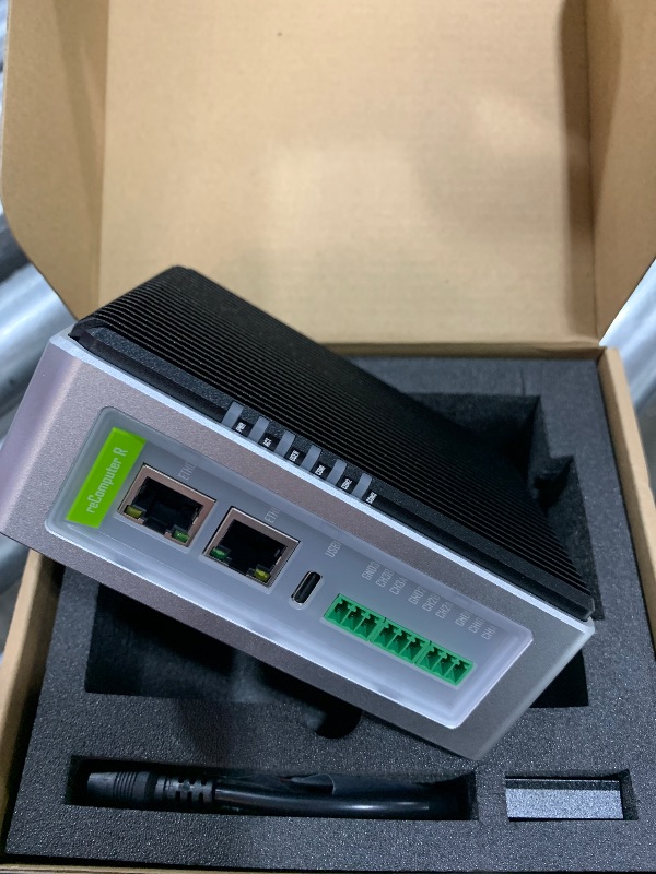 Photo 1 of Raspberry Pi Gateway-reComputer R1000, Raspberry Pi IoT Controller, Edge IoT Controller, CM4-Powered, AI Capable, 4GB RAM, 32GB eMMC