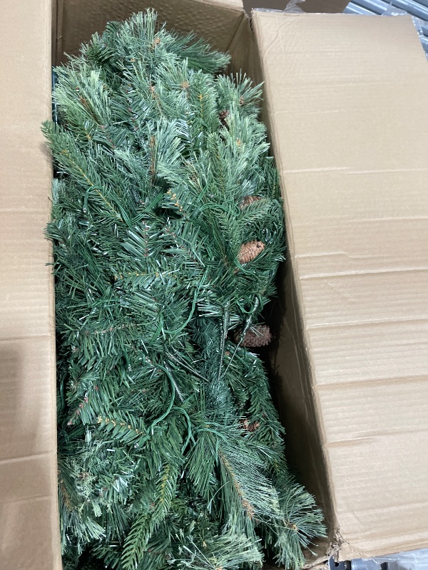 Kadunmina 5ft Prelit Christmas Tree, Artificial Carolina Pine Christmas ...