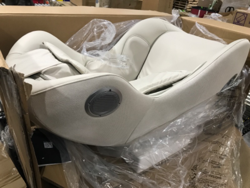 Photo 1 of (PARTS ONLY ) COLAMY Massage Chair with Full Body Massaging Function Model.6100

