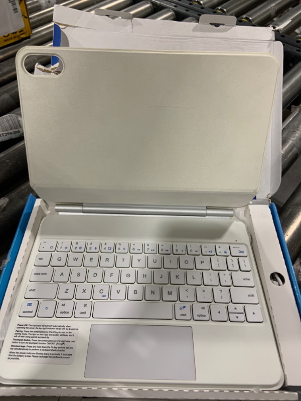 Photo 1 of runelk Keyboard Case Compatible with iPad 10th Generation 2022 - Keyboard Case with Multi-Touch Trackpad for iPad 10.9" 10th Gen–Wireless Tablet Keyboard Case with touchpad