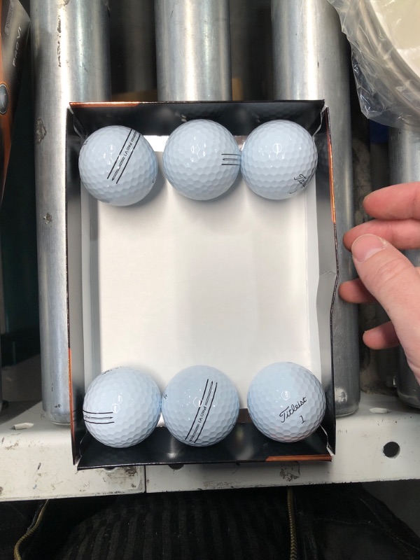 Photo 2 of (6 BALLS TOTAL) Titleist Pro V1 Golf Balls