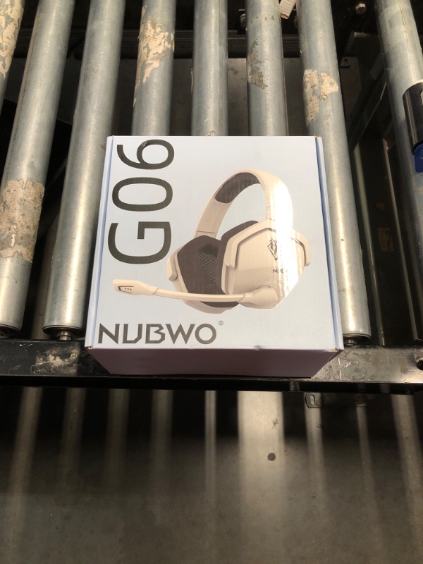 Photo 2 of 
NUBWO G06 Dual Wireless Gaming Headset with Microphone for PS5, PS4, PC - 23ms Low Latency Audio - 100-Hour of Playtime - 50mm Drivers (White-Black)