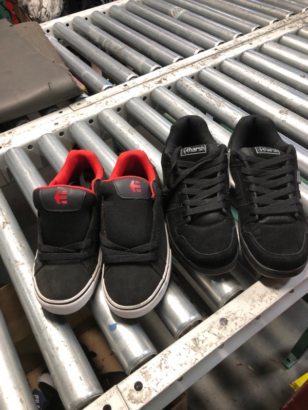 Photo 1 of  Skate Shoes 2 PAIR 
KIDS SIZE 5 RED AND BLACK
MENS SIZE 7 ALL BLACK
