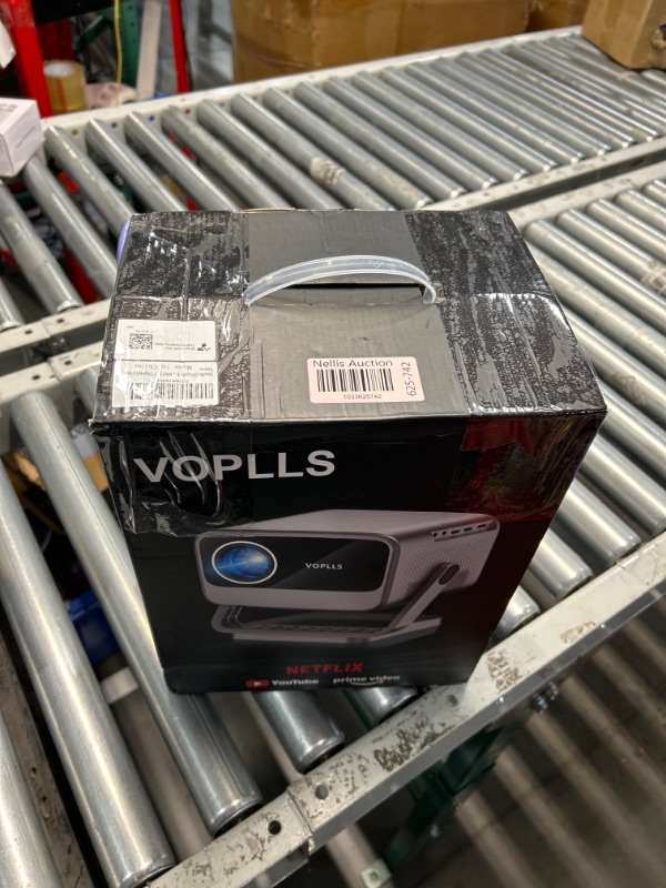 Photo 2 of [Netflix Officially and AI Auto Focus] VOPLLS 4K Projector with WiFi and Bluetooth