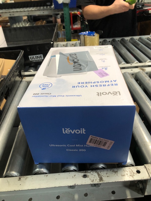 Photo 1 of ***HEAVILY USED AND DIRTY - SEE PICTURES - UNABLE TO TEST***
LEVOIT 4L Humidifiers for Bedroom Large Room & Essential Oil Diffuser, Quiet Cool Mist for Home, Baby and Plants, Last up to 40Hours, Dual 360° Rotation Nozzles, Handle Design, Auto Shut Off, Bl