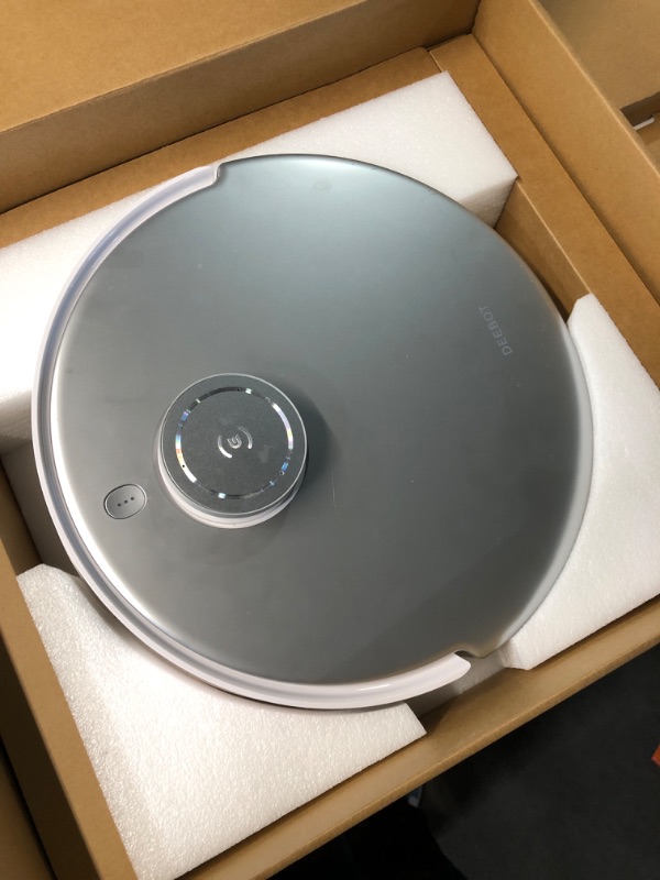 Photo 2 of (READ FULL POST) ECOVACS DEEBOT T20 Omni Robot Vacuum and Mop,Hot Water Mop Washing,Auto Hot Air-Drying,9mm AutoMop Lifting,Dual Spinning Mops,Self-Emptying,6000Pa Suction,Obstacle Avoidance,YIKO Voice Assistant,White