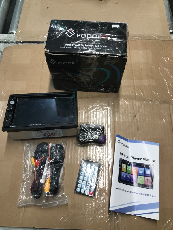 Photo 2 of **FOR PARTS ONLY**(READ NOTES)
Car Stereo 2 din car Radio 7" HD Player MP5 Touch Screen Digital Display Bluetooth Multimedia USB 2 Din Double Din Autoradio Mobile Phone Interconnection with 12 LED Car Backup Camera