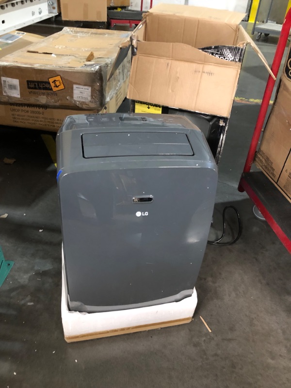 Photo 6 of ***USED - NOT FUNCTIONAL - SEE COMMENTS***
LG 8000 BTU (DOE) / (12000 ASHRAE) Portable Air Conditioners Cools 350 Sqft Easy Install & WiFi App Remote Eco-friendly, Quiet Small & Medium Room Air Conditioner AC Unit Home Gray LP0823GSSM