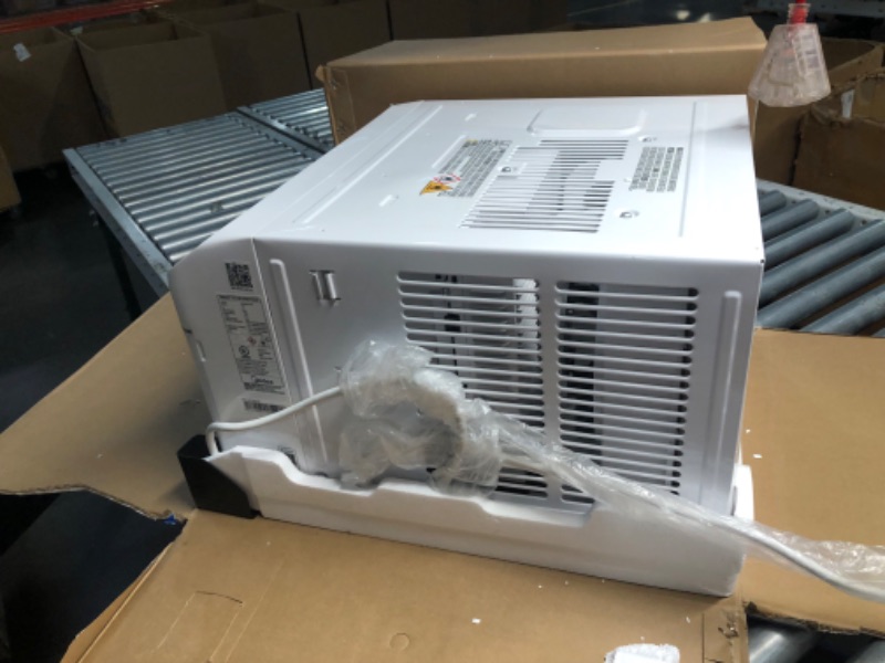 Photo 6 of ***USED - LIKELY MISSING PARTS - UNABLE TO VERIFY FUNCTIONALITY***
Midea 8000 BTU Window Air Conditioner with Heat, Inverter Tech Ultra-Quiet Operation, 35% Energy-Saving, APP & Voice Smart Control, Energy Star Rated, Cools up to 350 Sq. Ft., fits Summer 