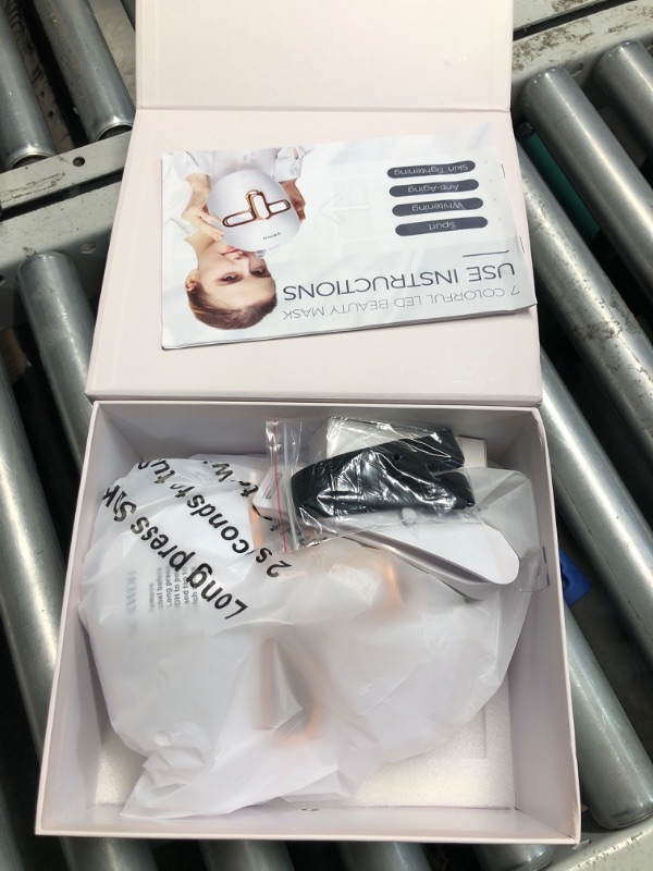 Photo 1 of (SEE NOTES BEFORE BIDING) SDKWDH 7 Colors LED Face Mask Light Therapy, Blue Red Light Therapy Mask for Face, Led Face Mask Light Therapy at Home