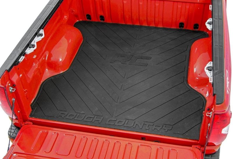 Photo 1 of 
Rough Country Rubber Bed Mat for 19-23 Chevy/GMC 1500 | 8' Bed - RCM677