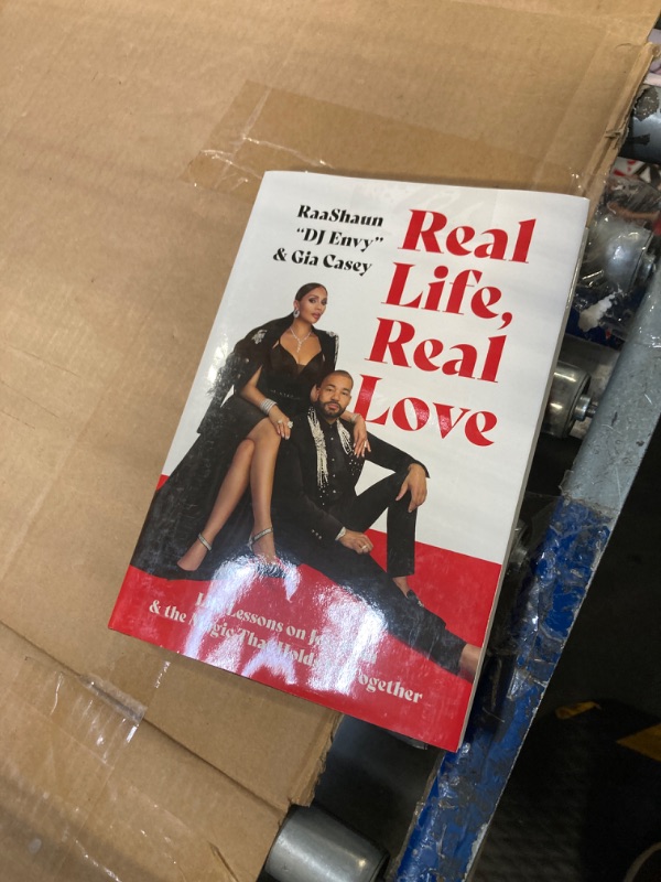 Photo 1 of Real Life, Real Love: Life Lessons on Joy, Pain & the Magic That Holds Us Together