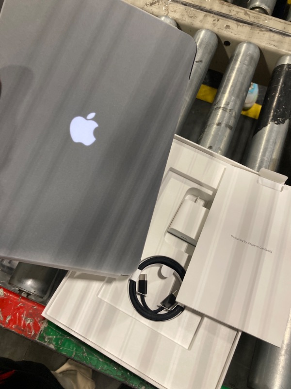 Photo 1 of ***FACTORY SEALED, OPENED FOR VERIFICATION***
Apple iPad Pro 11-Inch (M4): Built for Apple Intelligence, Ultra Retina XDR Display, 256GB, 12MP Front/Back Camera, LiDAR Scanner, Wi-Fi 6E, Face ID, All-Day Battery Life — Space Black Wi-Fi 256GB Space Black 