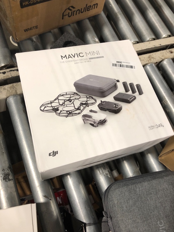 Photo 1 of ***DOESN'T CHARGE/PARTS ONLY***DJI Mavic Mini Fly More Combo
