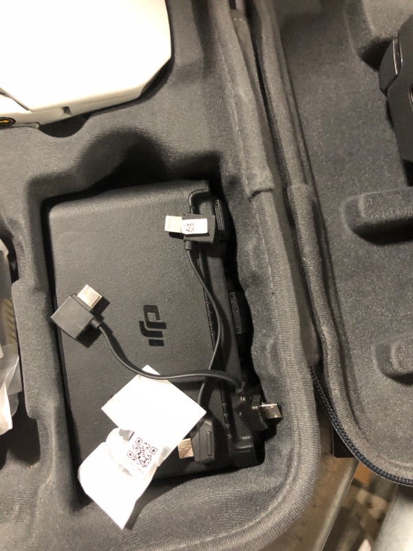 Photo 1 of ***DOESN'T CHARGE/PARTS ONLY***DJI Mavic Mini Fly More Combo

