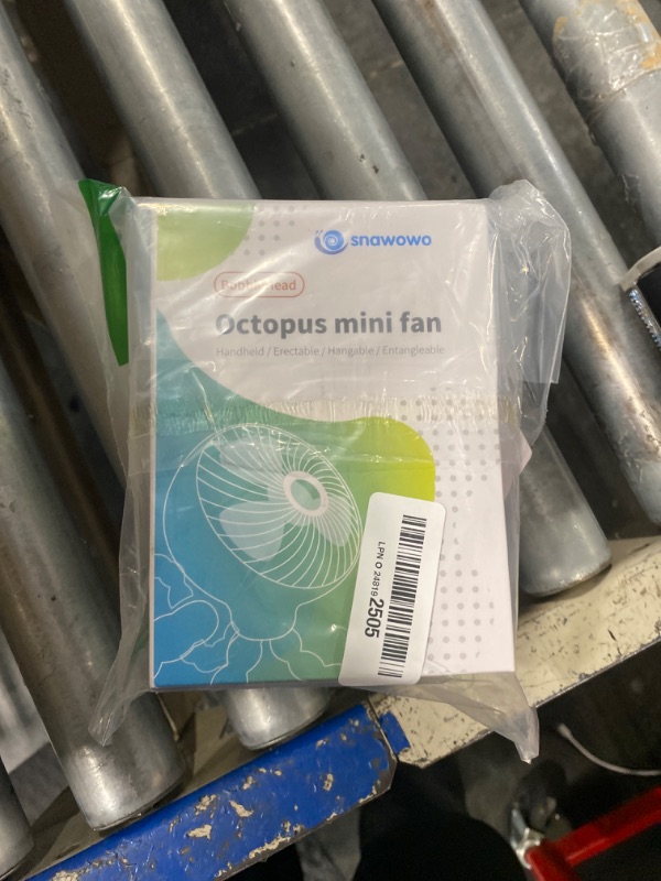 Photo 1 of snawowo Mini Portable Baby stroller Fan, Auto Oscillating Battery Operated Personal Small Handheld Fan with Flexible Tripod, Rechargeable Clip On Fan for Car Seat Crib Treadmill Travel Camping Black