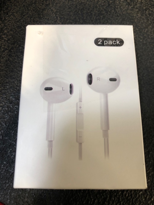 Photo 3 of 2 Packs USB C Headphones for iPhone 15 Type C Earbuds Wired Earphones with Mic & Remote Control Noise Cancelling for iPhone 15 pro, iPad Pro, Galaxy S23/S22/S21/S20/Ultra Note 10/20, Pixel 7/6/6a/5/4