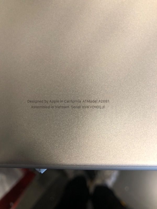 Photo 8 of Apple 2022 MacBook Air Laptop with M2 chip: Built for Apple Intelligence, 13.6-inch Liquid Retina Display, 8GB RAM, 256GB SSD Storage, Backlit Keyboard, 1080p FaceTime HD Camera; Starlight